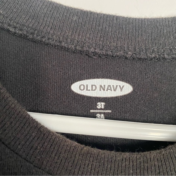 🟧$3 ADD-ON🟧 OLD NAVY • 3T • short sleeve tee - Picture 2 of 3